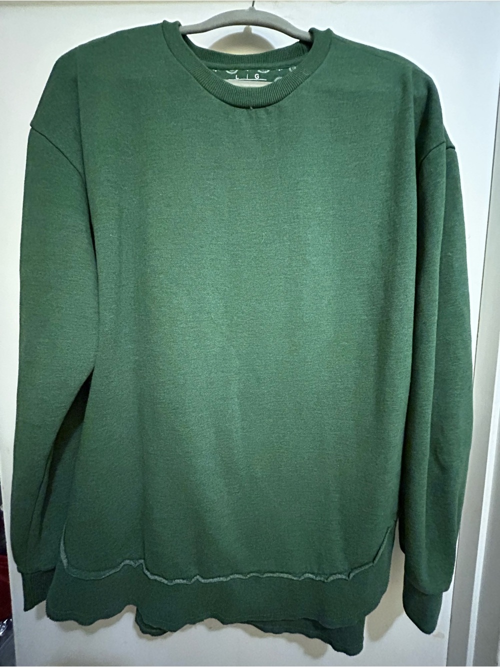 Royce Brand NWOT Women’s Green Crewneck Sweatshirt, Size Large